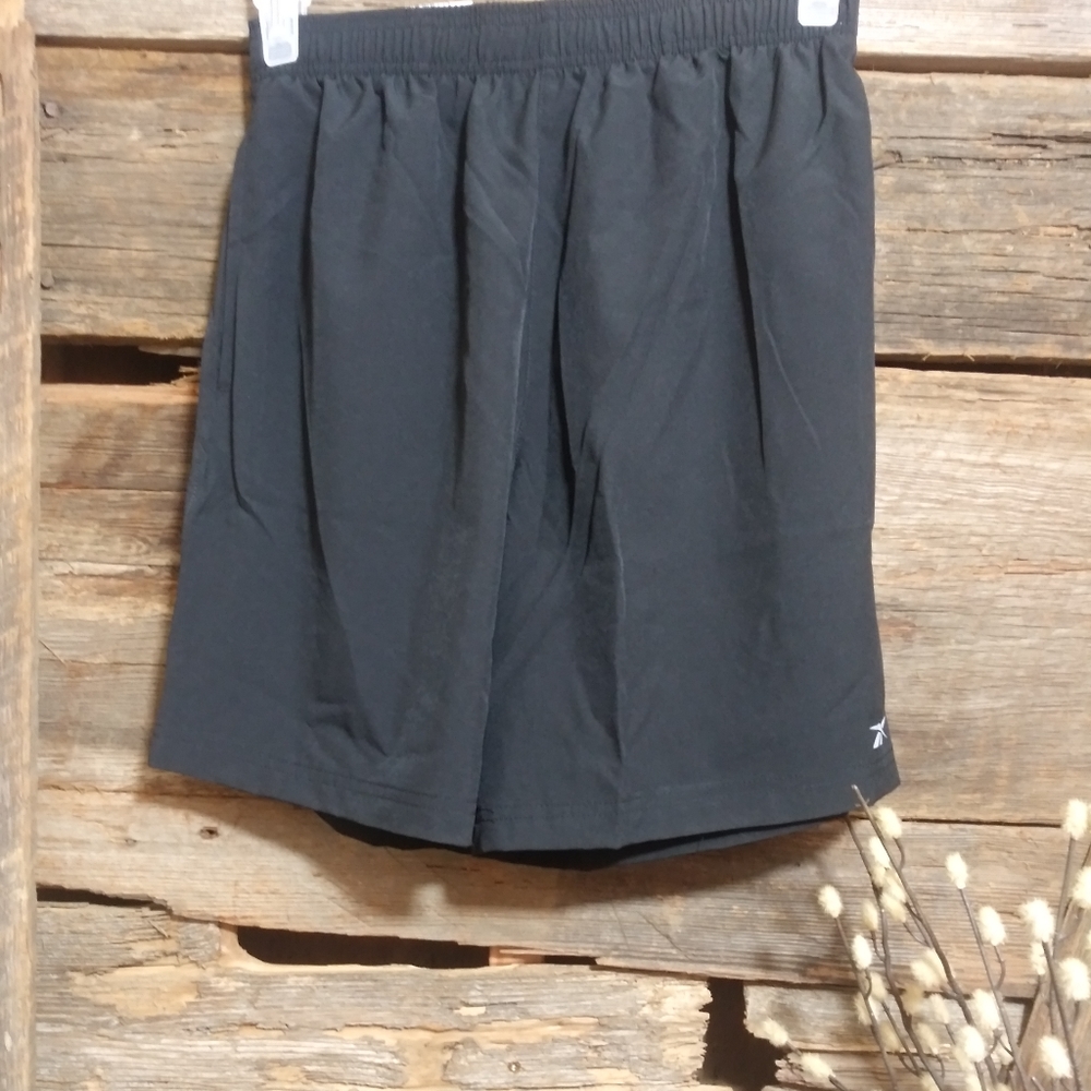 Reebok stretch woven short